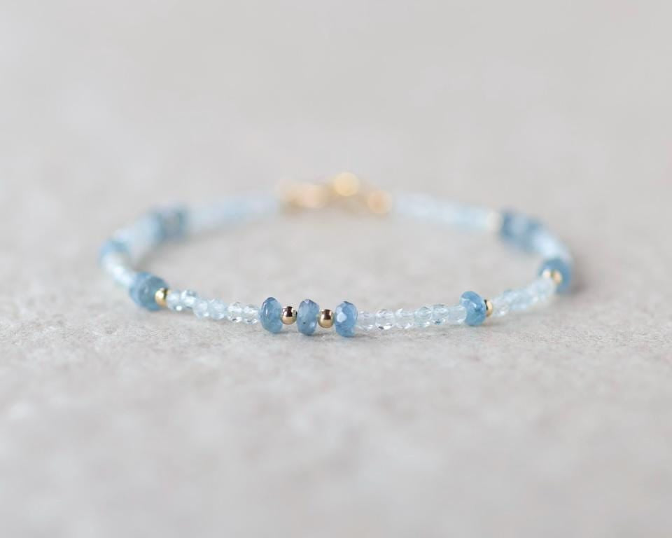 Tiny Aquamarine Bracelet Dainty Gemstone Beaded Bracelet Blue Crystal Minimalist Jewelry March Birthstone Birthday Gift for Daughter Teen