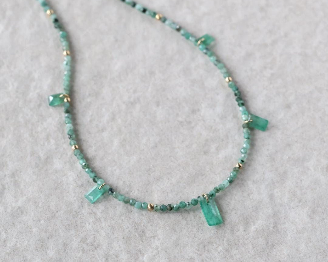 Dainty Emerald Beaded Necklace