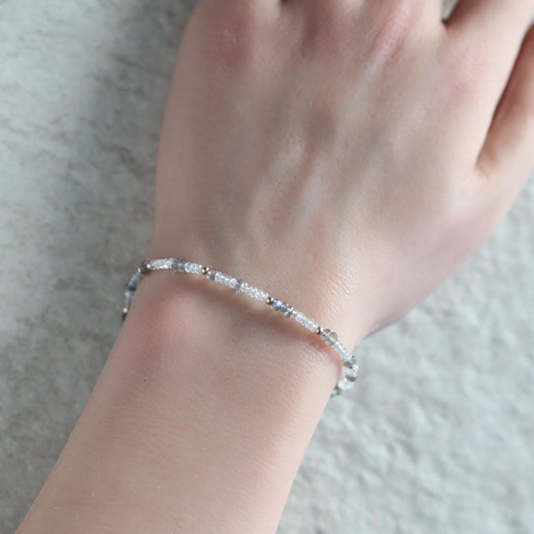 Dainty Labradorite Bracelet