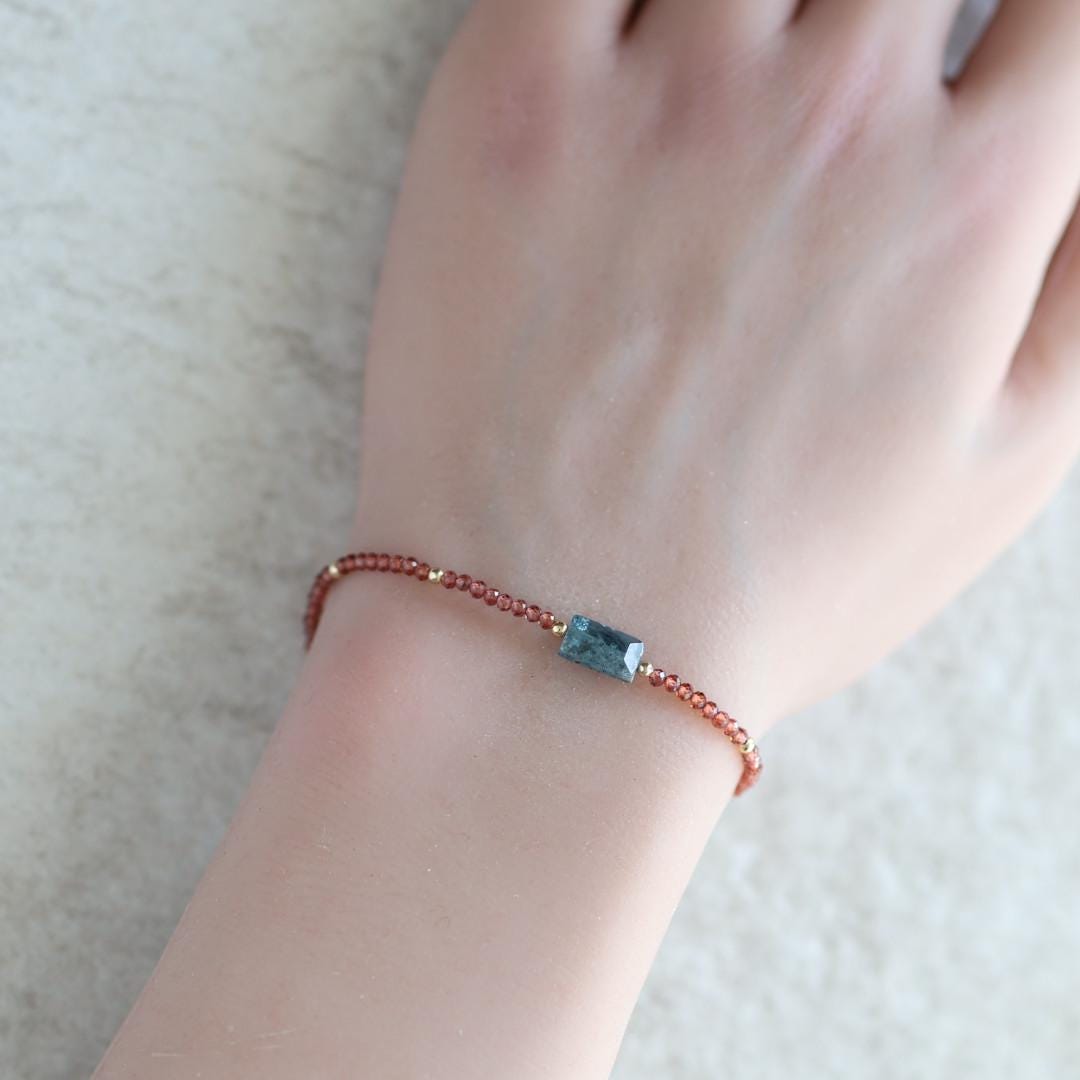 Tiny Teal Kyanite Bracelet Dainty Garnet Gemstone Beaded Bracelet Crystal Minimalist Jewelry Everyday Birthday Gift for Mom Wife Women