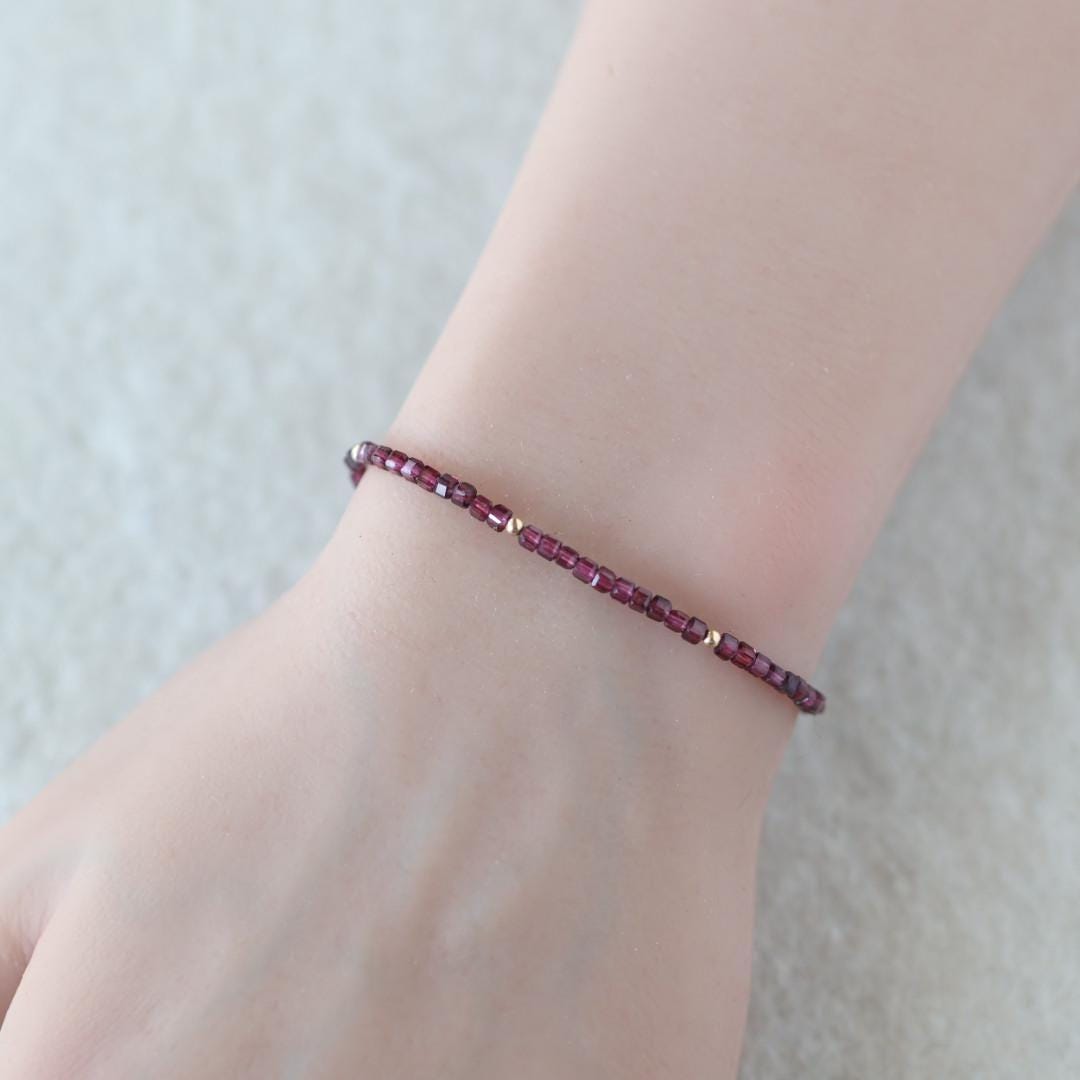 Tiny Rhodolite Bracelet Dainty Purple Garnet Bracelet Stacking Gemstone Beaded Crystal Jewelry Minimalist January Birthstone Gift Birthday