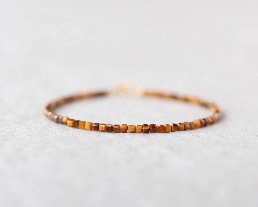 Tiny Tiger Eye Bracelet Dainty Gemstone Beaded Bracelet Healing Crystal Jewelry Minimalist Protection Mom Birthday Gift Wife Daughter Niece