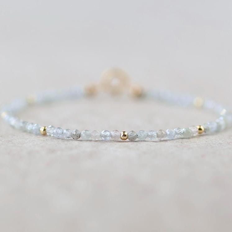 Tiny Montana Sapphire Bracelet Dainty Beaded Bracelet September Birthstone Sparkly Bracelet Cute Minimalist Jewelry Gift for Women Daughter