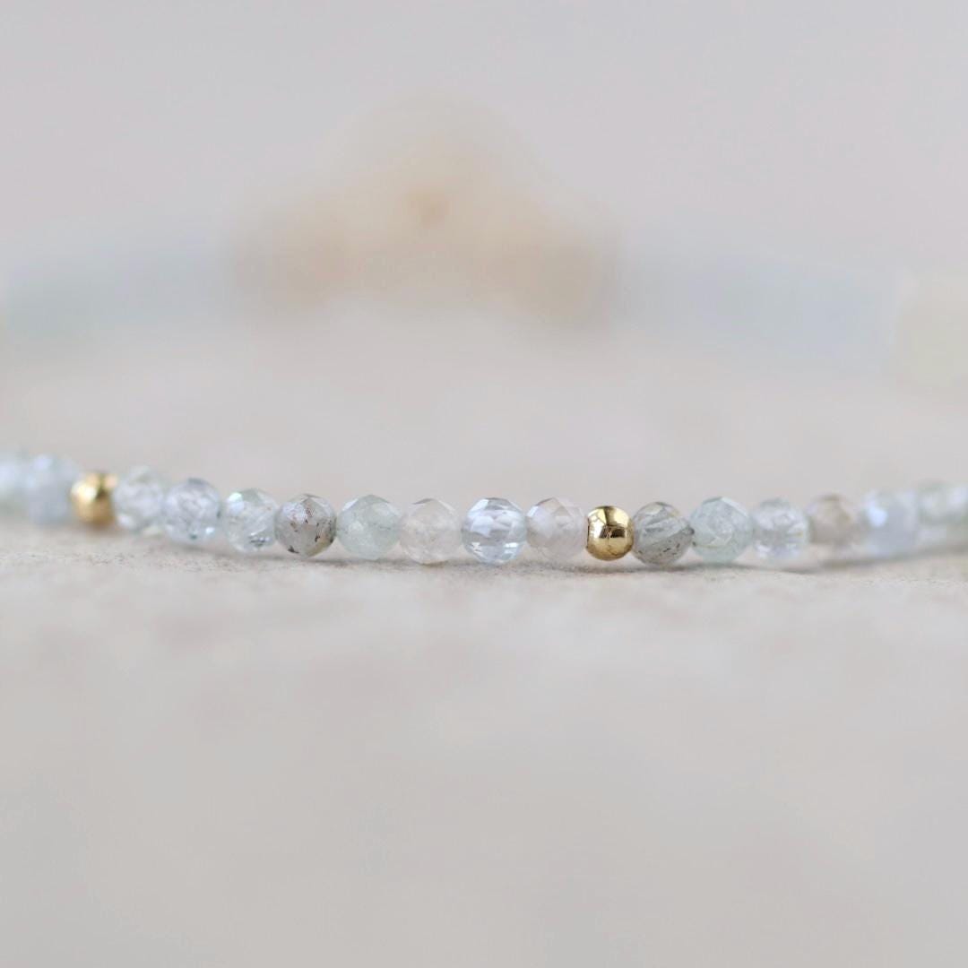 Tiny Montana Sapphire Bracelet Dainty Beaded Bracelet September Birthstone Sparkly Bracelet Cute Minimalist Jewelry Gift for Women Daughter