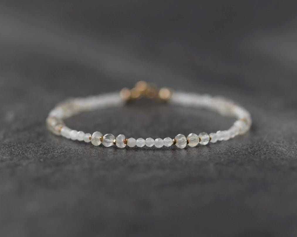 Ceylon Moonstone Bracelet Dainty White Gemstone Beaded Bracelet Minimalist June Birthstone Sparkly Jewelry Gift for Women Bridesmaid Wife