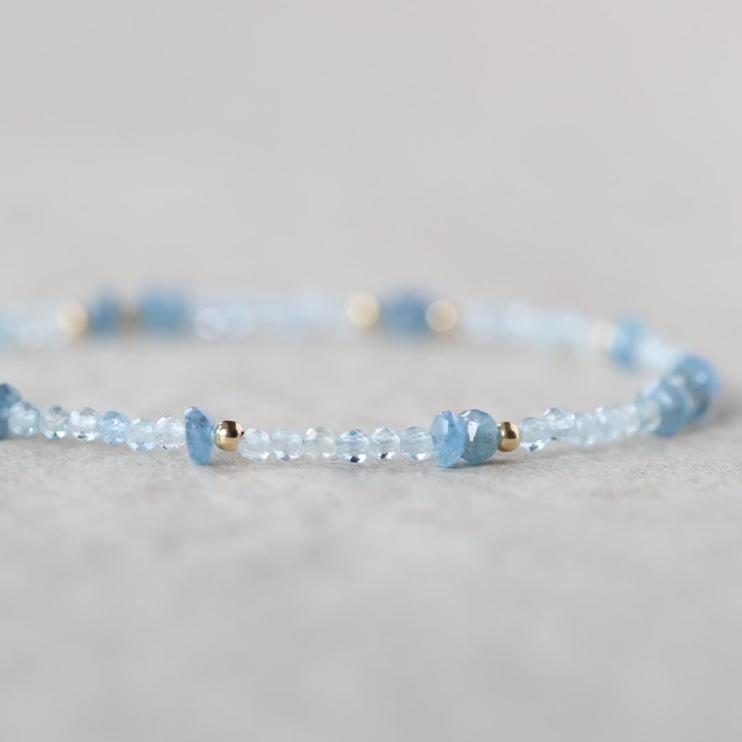 Tiny Aquamarine Bracelet Dainty Gemstone Beaded Bracelet Blue Crystal Minimalist Jewelry March Birthstone Birthday Gift for Daughter Teen