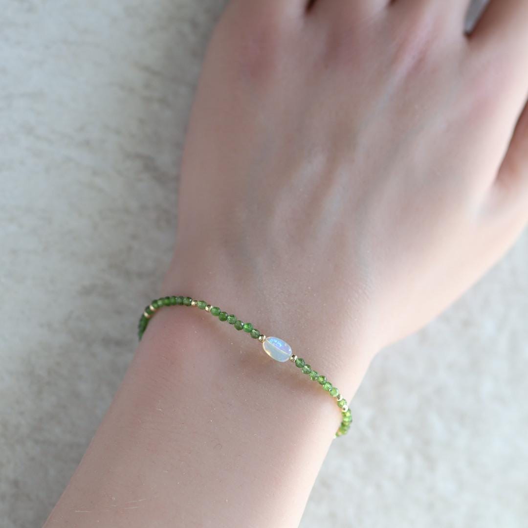 Tiny Opal Bracelet Dainty Diopside Gemstone Beaded Jewelry Green Crystal October Birthstone Minimalist Jewelry Birthday Gift for Wife Mom