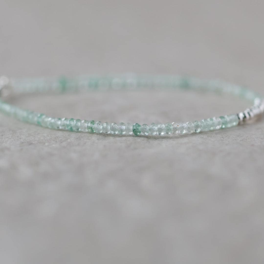 Tiny Green Aventurine Bracelet Dainty Gemstone Beaded Bracelet Everyday Jewelry Minimalist Crystal Birthday Gift Mom Wife Daughter