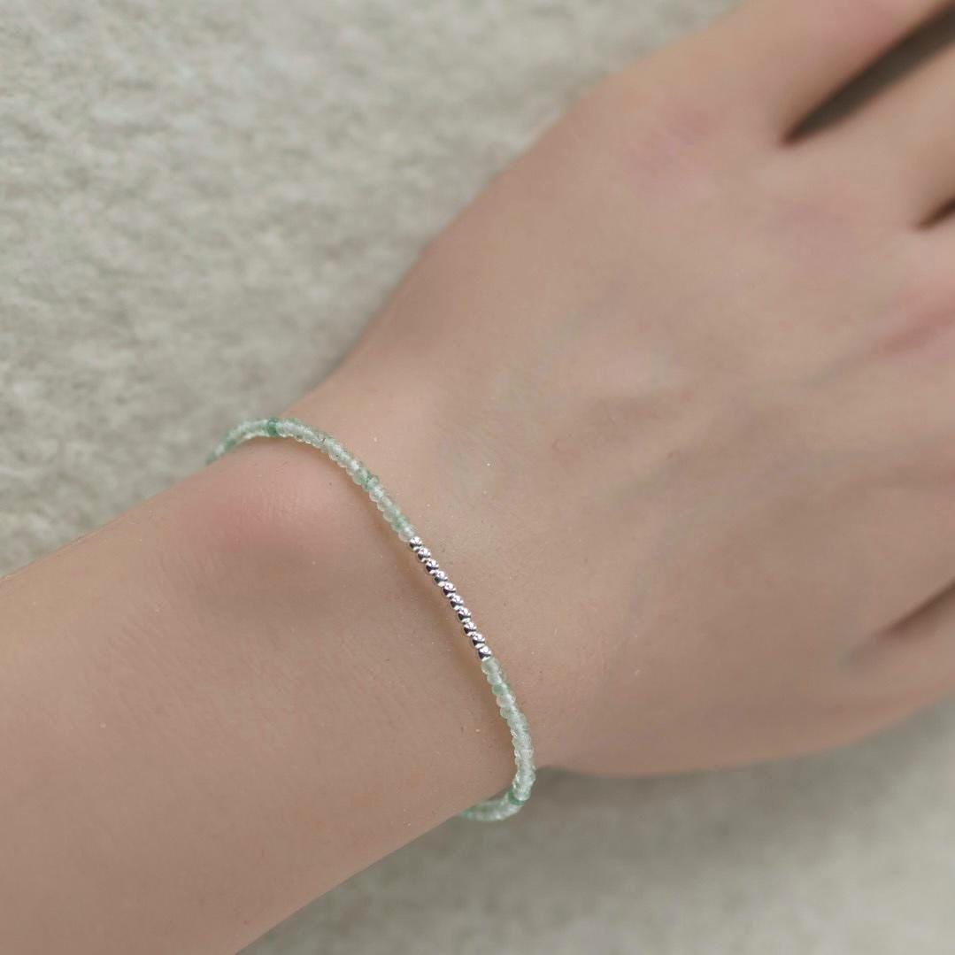 Tiny Green Aventurine Bracelet Dainty Gemstone Beaded Bracelet Everyday Jewelry Minimalist Crystal Birthday Gift Mom Wife Daughter