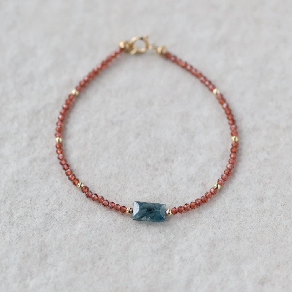 Tiny Teal Kyanite Bracelet Dainty Garnet Gemstone Beaded Bracelet Crystal Minimalist Jewelry Everyday Birthday Gift for Mom Wife Women