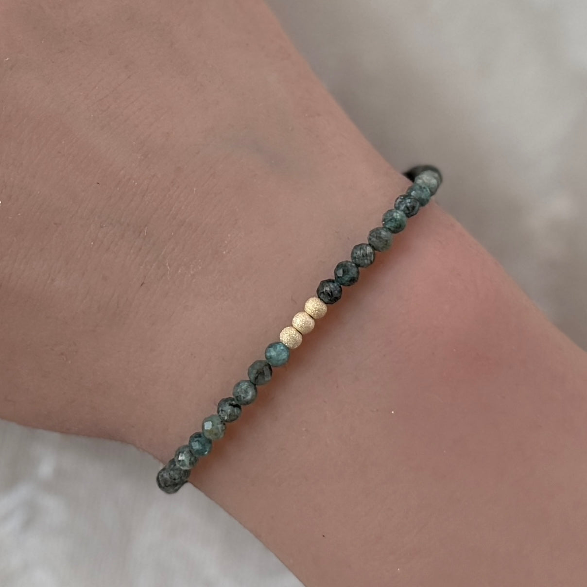 dainty teal green kyanite bracelet-meaningful jewelry gift