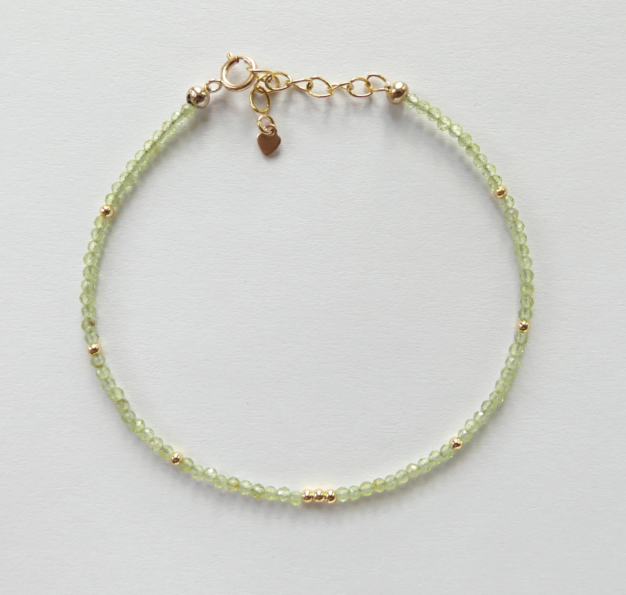 Tiny Peridot Bracelet Dainty Gemstone Beaded Bracelet Green Crystal Minimalist Jewelry August Birthstone Birthday Gift for Wife Daughter