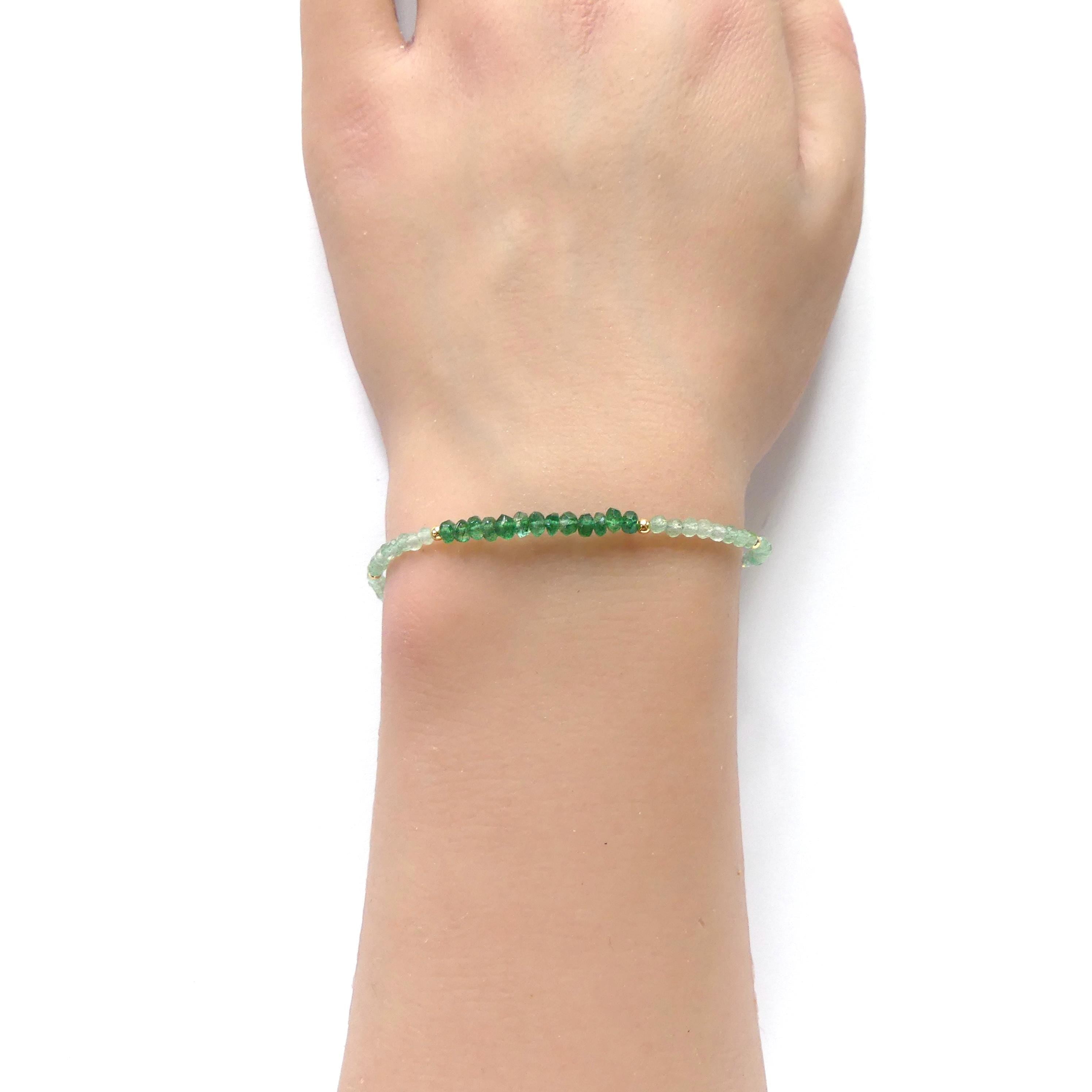 Tiny Green Aventurine Bracelet Dainty Gemstone Beaded Bracelet Everyday Jewelry Everyday Minimalist Crystal Birthday Gift Mom Wife Daughter