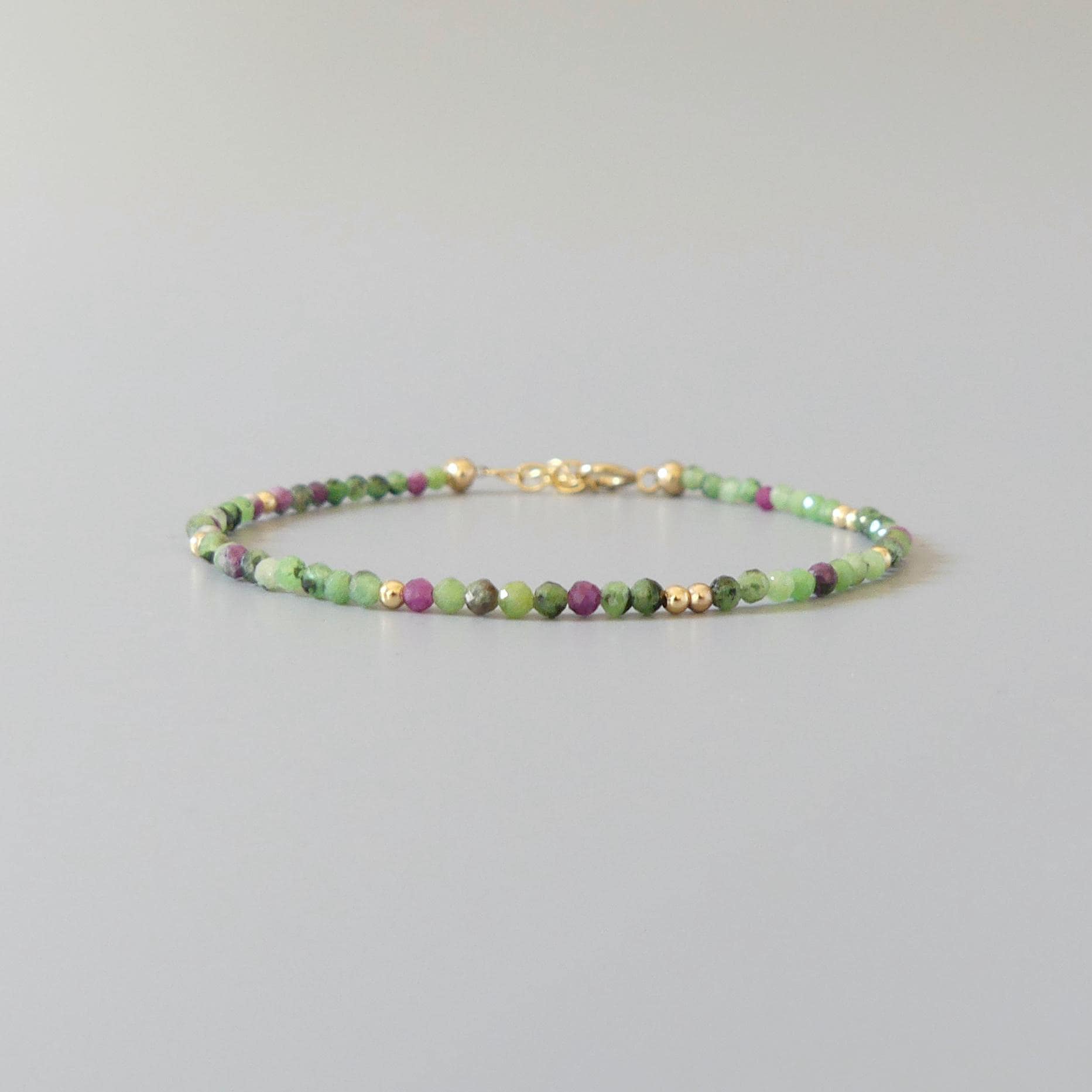 Tiny Ruby Zoisite Bracelet Dainty Beaded Green Gemstone Bracelet Minimalist July Birthstone Jewelry Crystal Birthday Gift Mom Wife Daughter