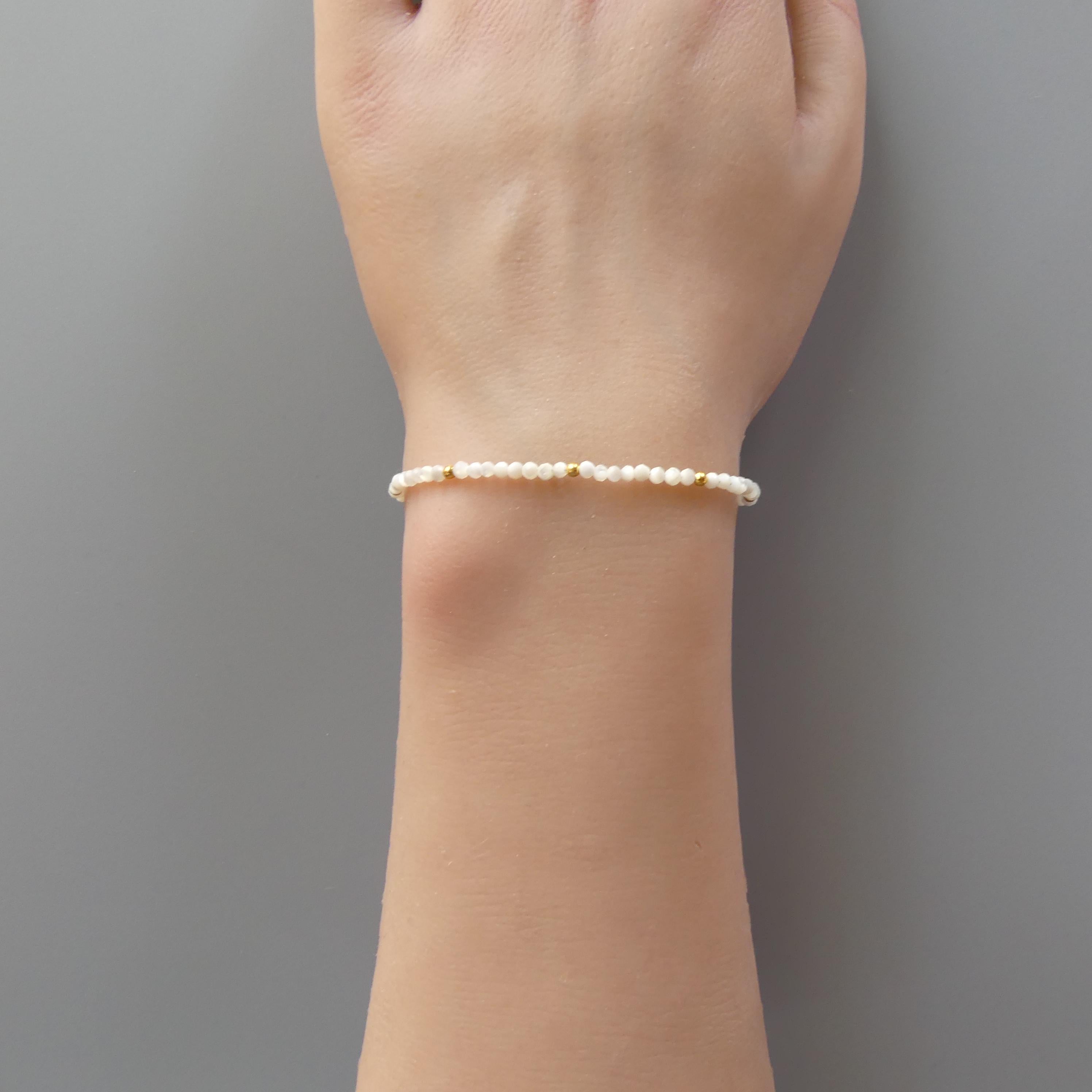 Tiny Mother of Pearl Bracelet Dainty Pearly White Small Bead Minimalist Jewelry Trendy June Birthstone Birthday Gift for Women Bridesmaids