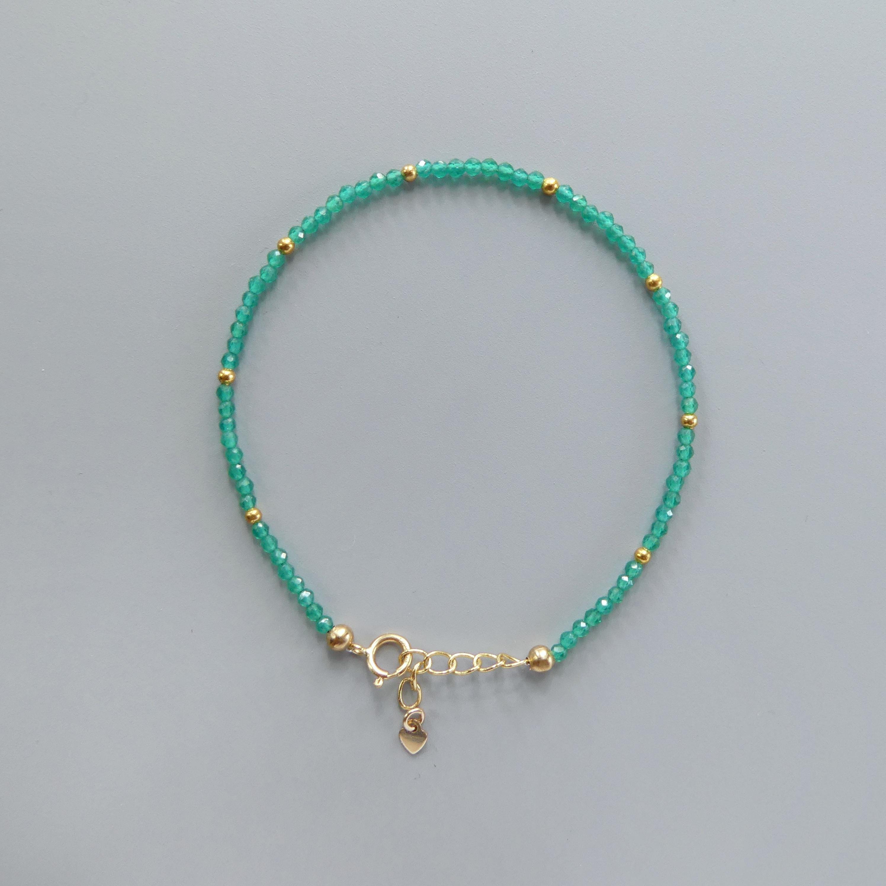 Tiny Green Agate Bracelet Dainty Green Onyx Minimalist Jewelry Crystal Energy Protection bracelet Healing Gemstone Birthday Gift for