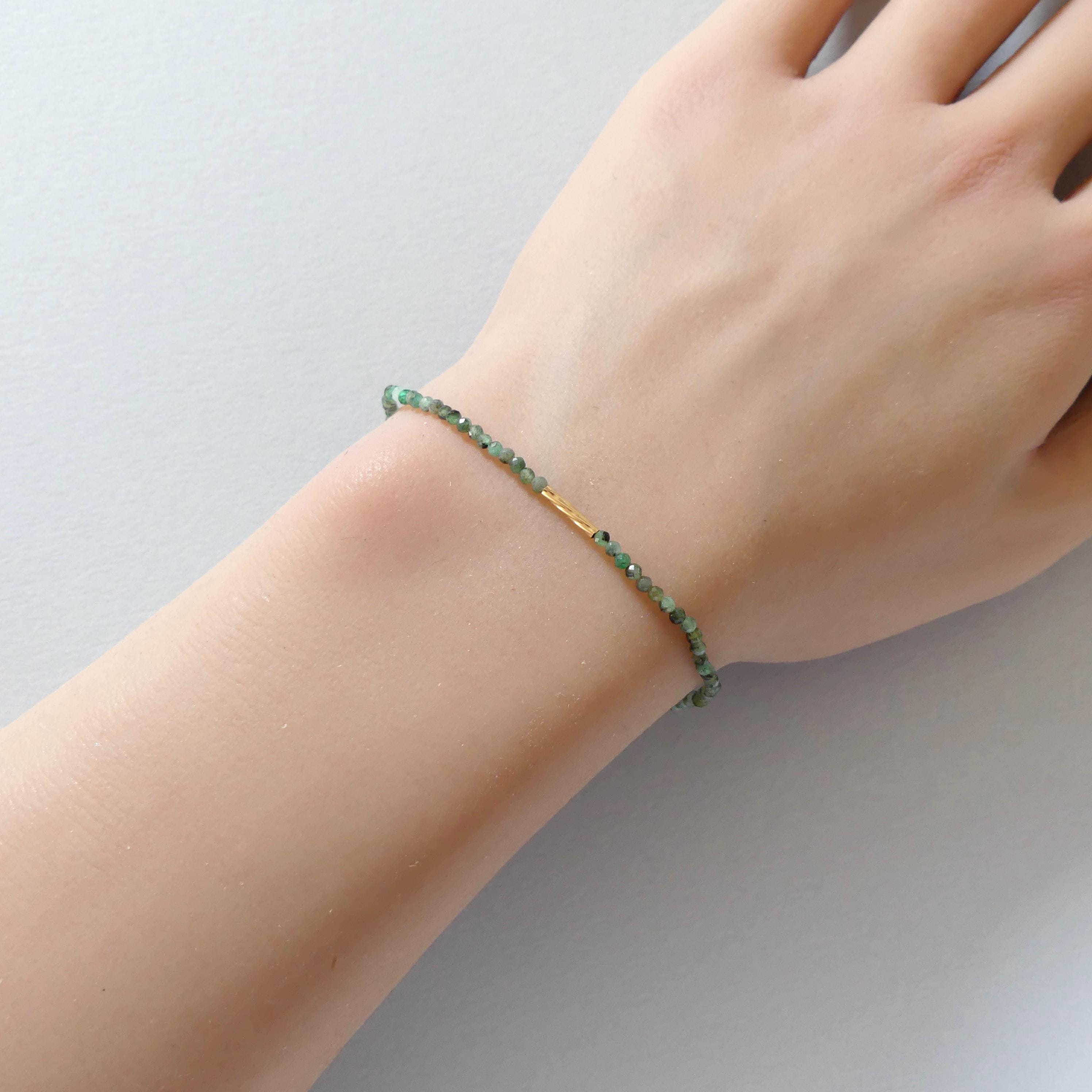 Dainty Emerald Stretch Bracelet Simple Gold Filled Bar Beaded Bracelet Minimalist May Birthstone Gift 20th Anniversary Bridesmaid Gift
