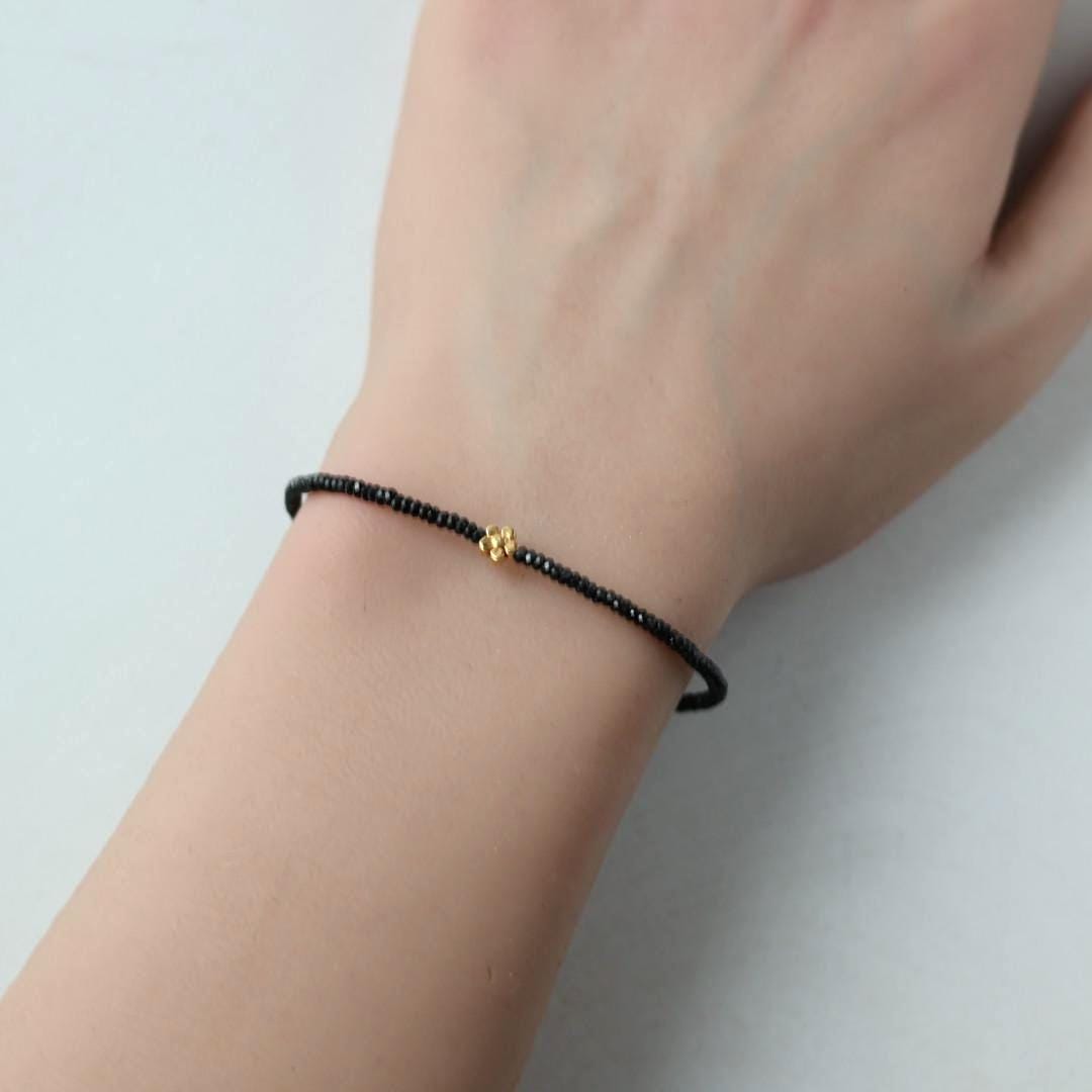 Tiny Black Spinel Bracelet Dainty Flower Charm Bracelet Daisy Silver Bracelet Gemstone Beaded Crystal Jewelry Minimalist Gift for Women