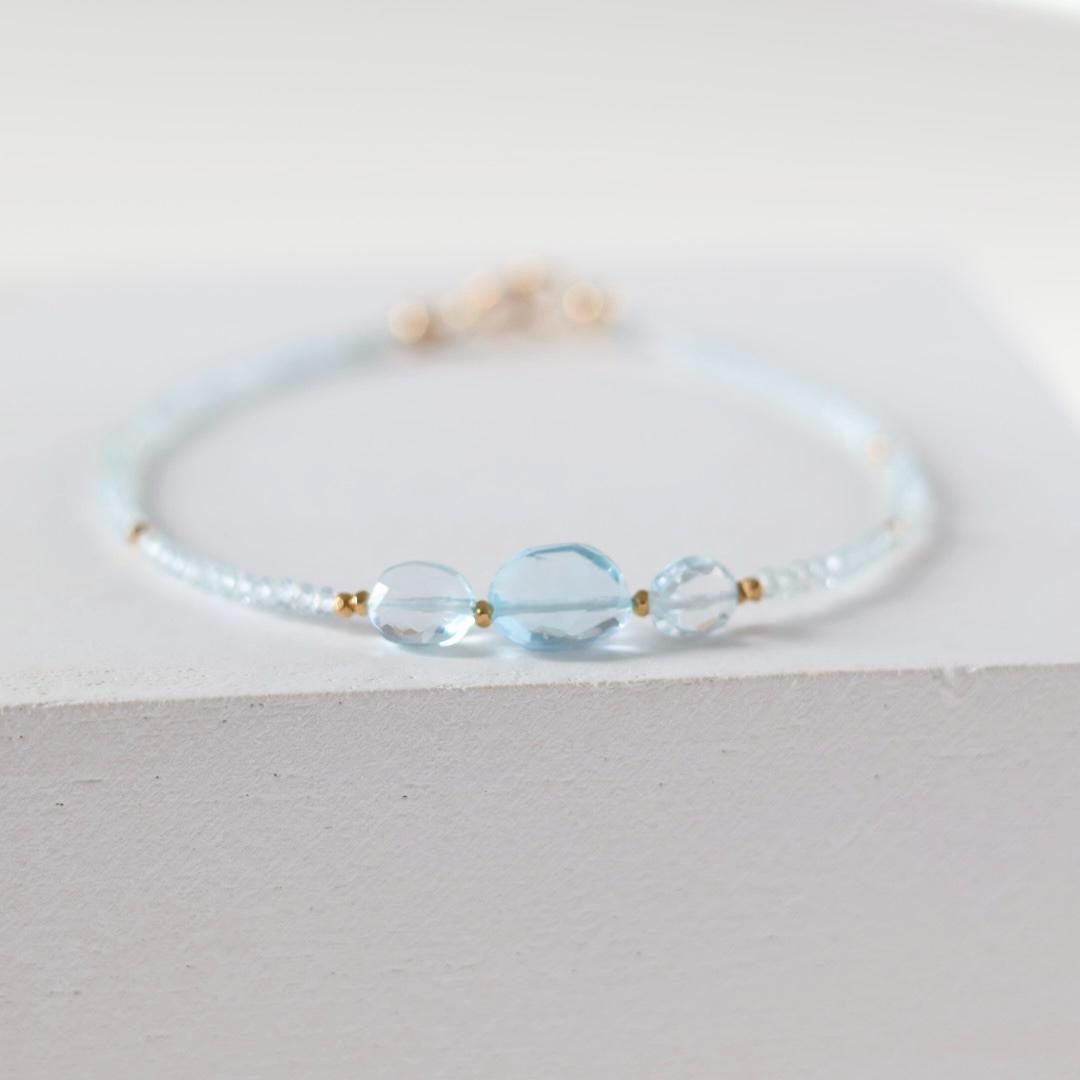 Dainty Sky Blue Topaz Bracelet Tiny Gemstone Beaded Jewelry Minimalist Gold Filled December Birthstone Gift Mom Wife Bridesmaid Gift Idea