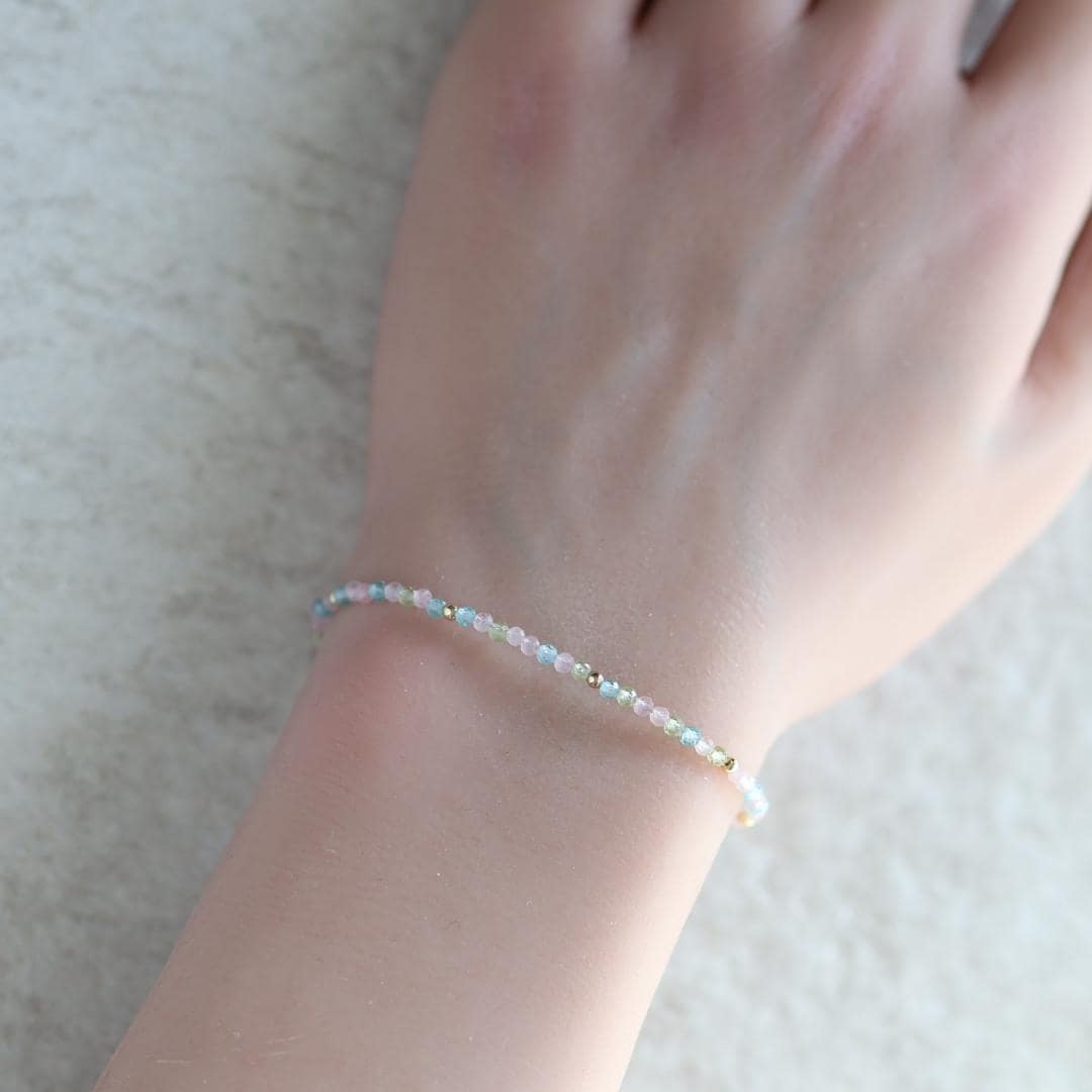 Tiny Pastel Bracelet Dainty Gemstone Beaded Jewelry Minimalist Crystal Bracelet Rose Quartz Apatite Peridot Birthday Gift Niece Daughter