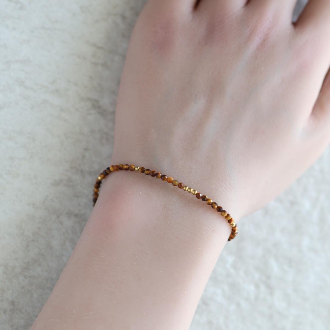 Tiny Tiger Eye Bracelet Dainty Peridot Gemstone Beaded Bracelet Crystal Jewelry Minimalist Protection Mom Birthday Gift Wife Daughter Niece