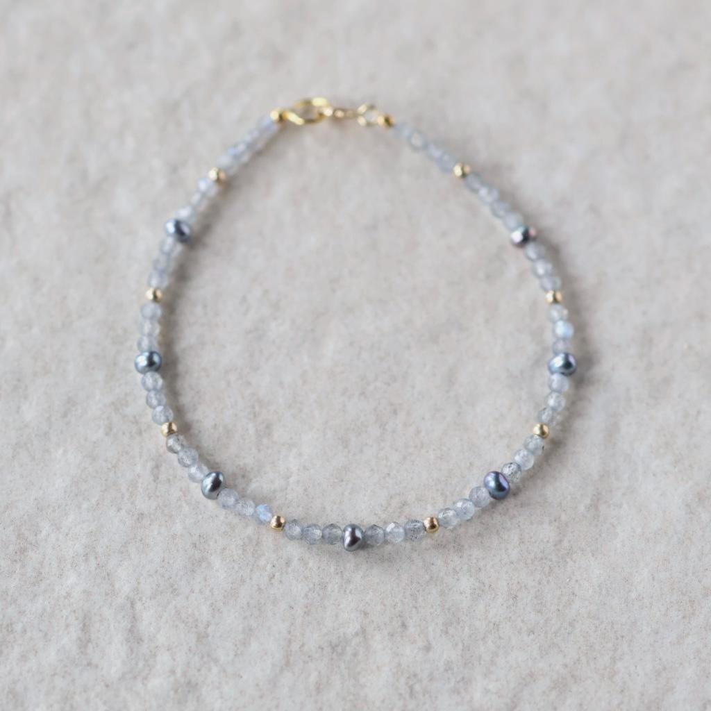 Dainty Labradorite Bracelet Peacock Pearl Gold Filled Gemstone Beaded Jewelry Minimalist Empath Protection Bracelet Healing Crystal Gift Mom