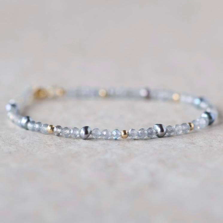 Dainty Labradorite Bracelet Peacock Pearl Gold Filled Gemstone Beaded Jewelry Minimalist Empath Protection Bracelet Healing Crystal Gift Mom
