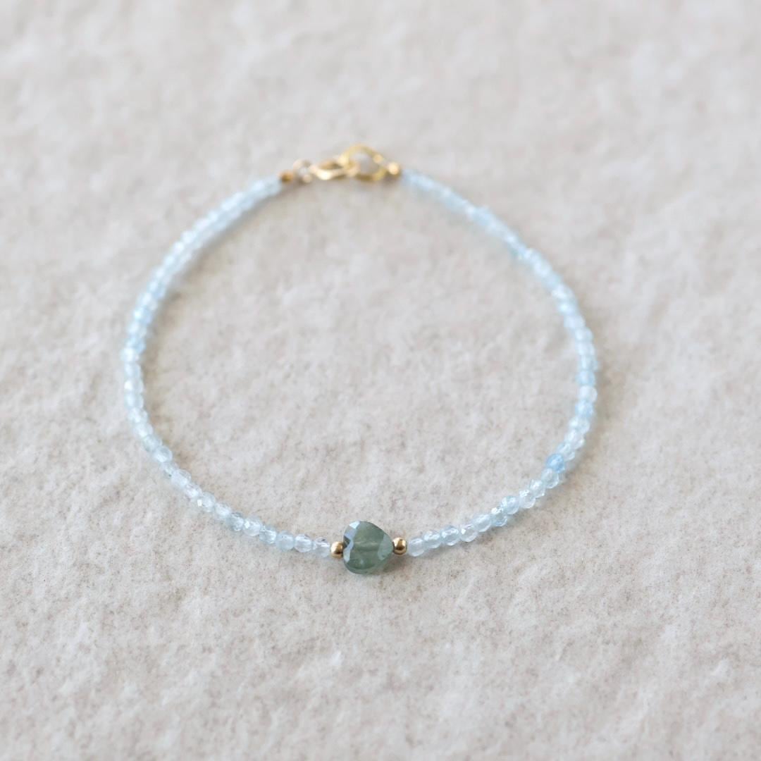 Tiny Moss Aquamarine Bracelet Dainty Heart Gemstone Beaded Bracelet Blue Crystal Minimalist Jewelry March Birthstone Birthday Gift for Women