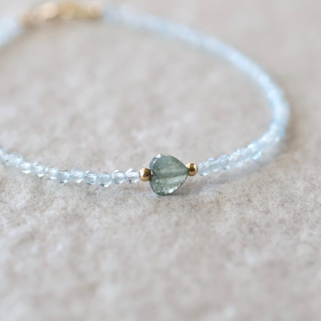 Tiny Moss Aquamarine Bracelet Dainty Heart Gemstone Beaded Bracelet Blue Crystal Minimalist Jewelry March Birthstone Birthday Gift for Women