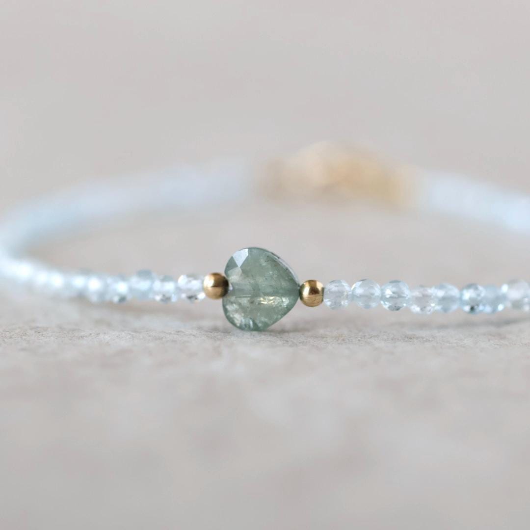 Tiny Moss Aquamarine Bracelet Dainty Heart Gemstone Beaded Bracelet Blue Crystal Minimalist Jewelry March Birthstone Birthday Gift for Women