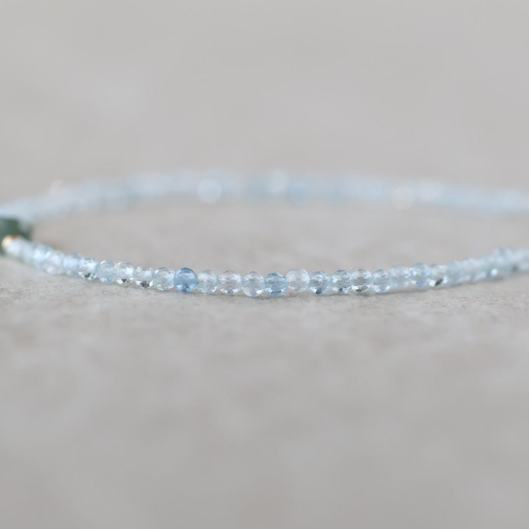 Tiny Moss Aquamarine Bracelet Dainty Heart Gemstone Beaded Bracelet Blue Crystal Minimalist Jewelry March Birthstone Birthday Gift for Women
