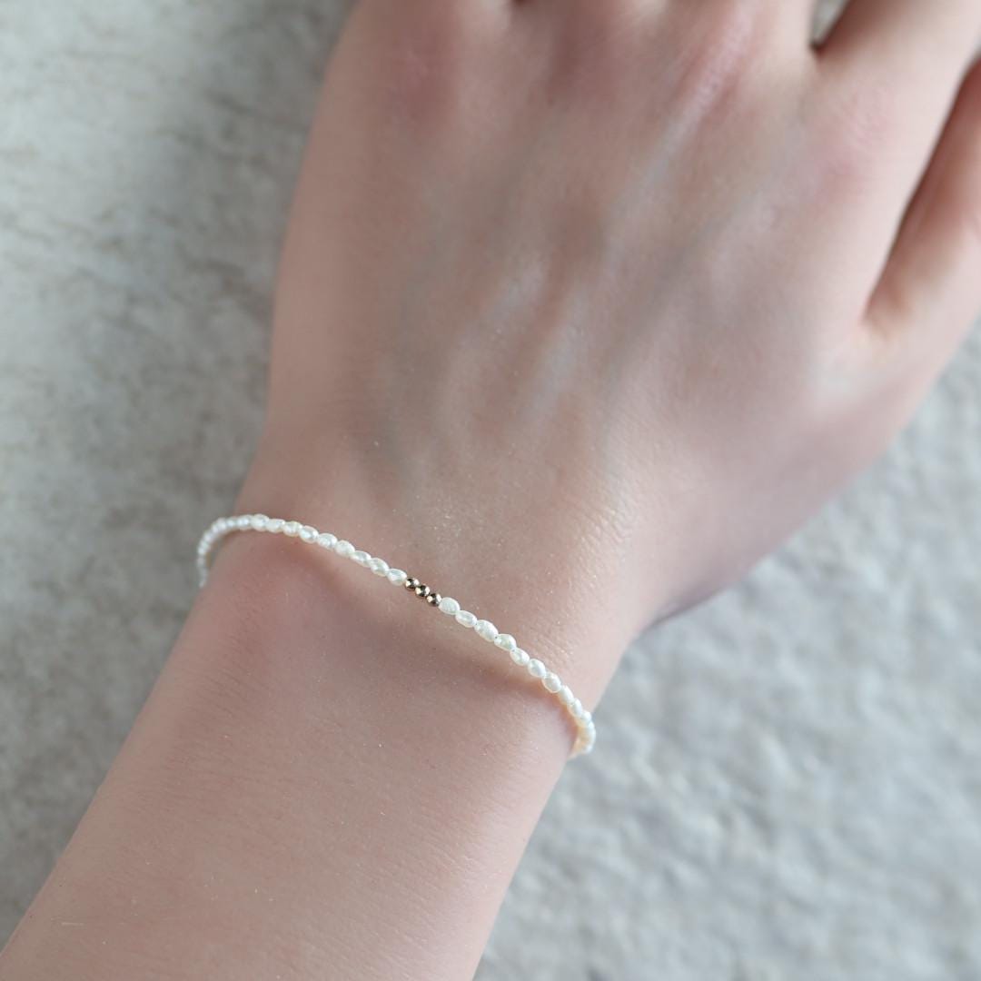 Tiny Pearl Bracelet Dainty Rice Shape Pearl Small Bead Minimalist Freshwater Pearl Jewelry June Birthstone Birthday Gift 30th Anniversary
