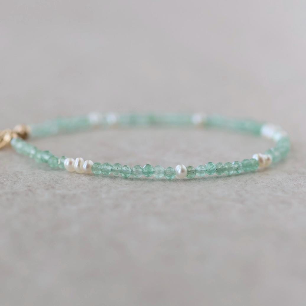 Tiny Green Aventurine and Pearl Bracelet