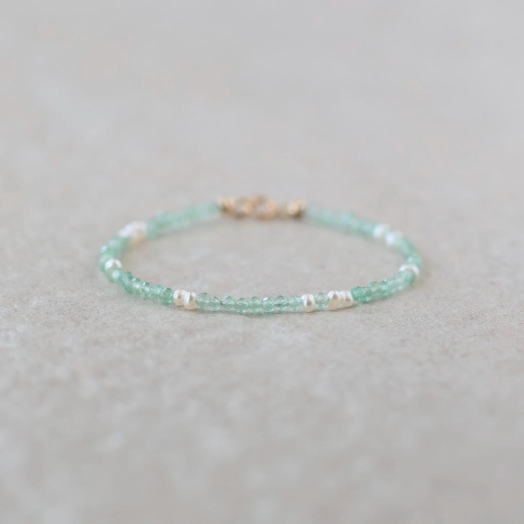 Tiny Green Aventurine and Pearl Bracelet