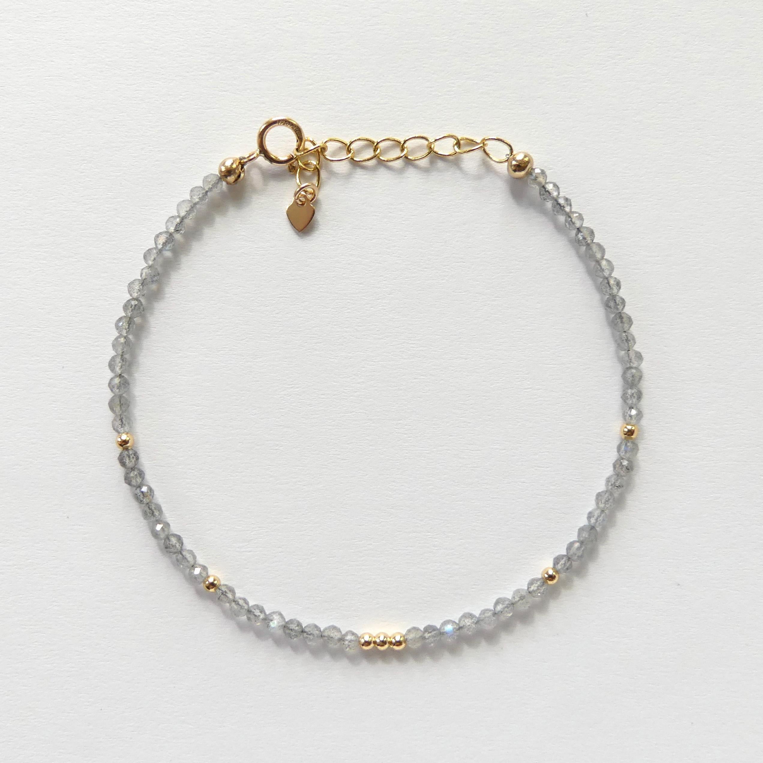 Tiny Labradorite Bracelet Dainty Gemstone Beaded Bracelet Gray Crystal Blue Flash Healing Bracelet Protection Birthday Gift Daughter Niece