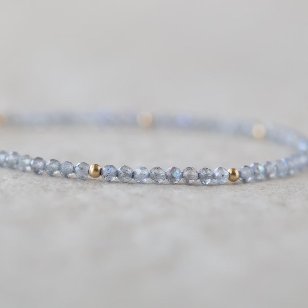 Tiny Labradorite Bracelet Dainty Gemstone Beaded Bracelet Gray Crystal Blue Flash Healing Bracelet Protection Birthday Gift Daughter Niece