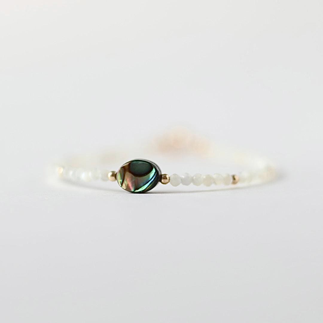 Tiny Mother of Pearl Bracelet Shell Dainty Gold Filled Beaded Bracelet Minimalist Jewelry June Birthstone Birthday Gift for Bridemaid