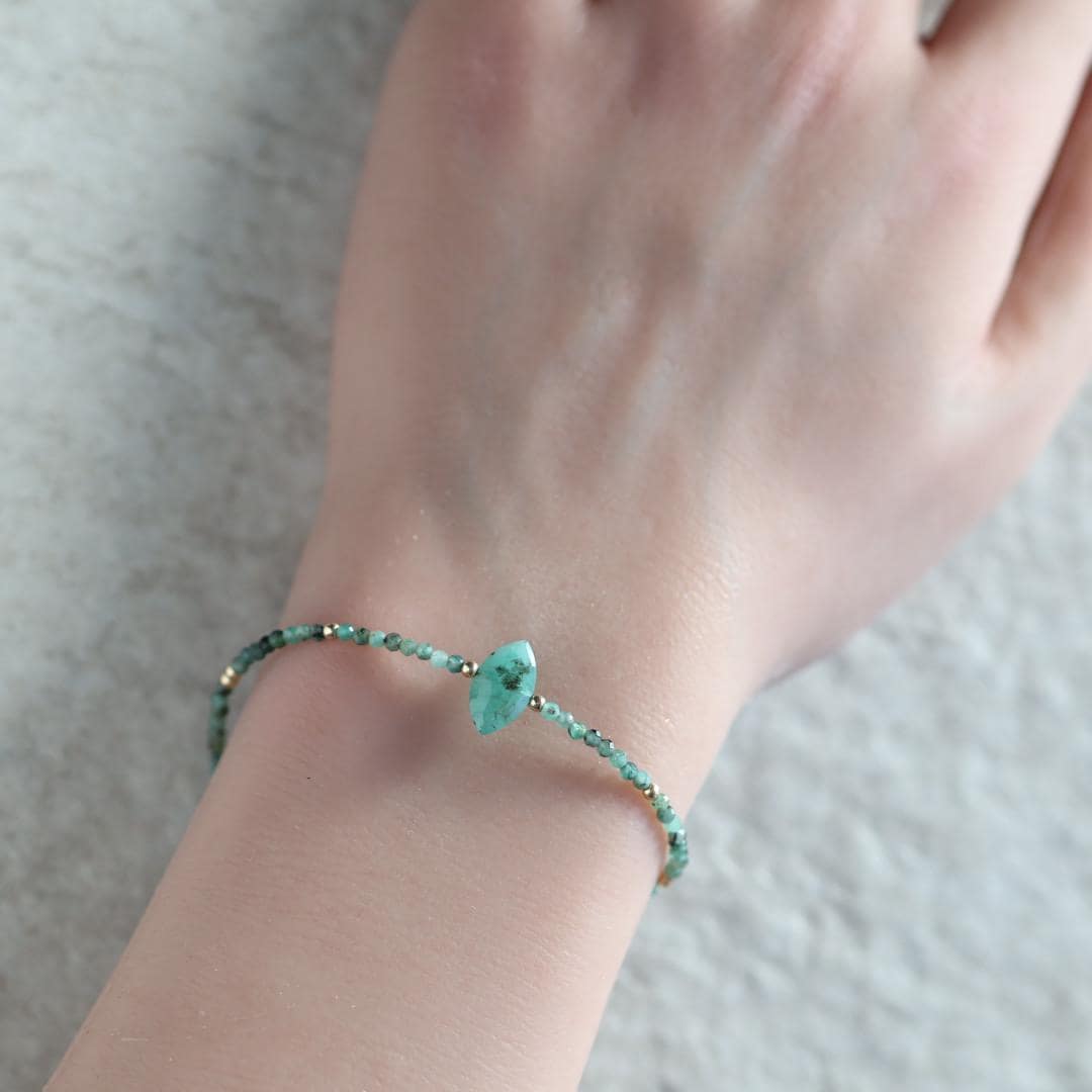Tiny Natural Emerald Bracelet