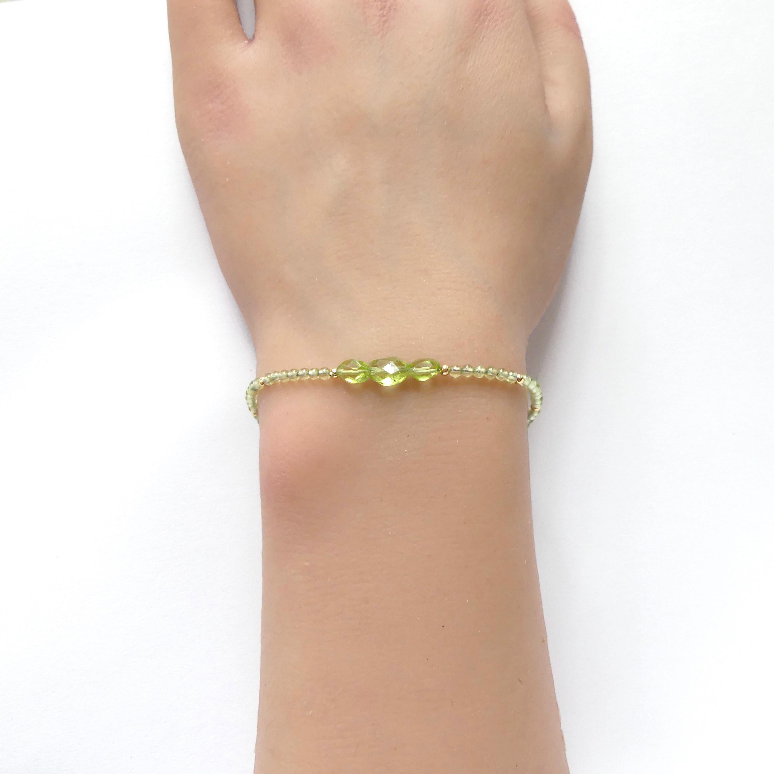 Tiny Peridot Bracelet Dainty Gemstone Beaded Bracelet Green Crystal Jewelry Minimalist August Birthstone Birthday Gift Mom Wife Sister