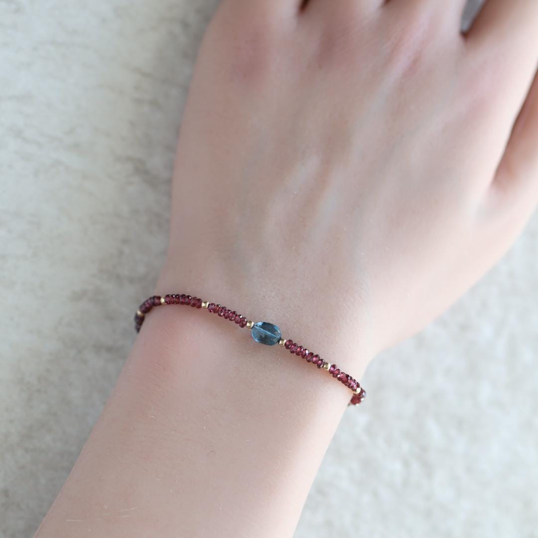 Tiny Garnet Bracelet Dainty London Blue Topaz Gemstone Beaded Bracelet Crystal Minimalist Jewelry January Birthstone December Gift for Women
