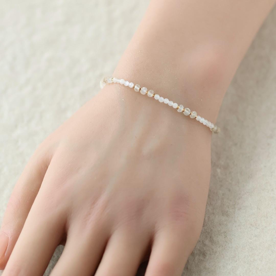 Ceylon Moonstone Bracelet Dainty White Gemstone Beaded Bracelet Minimalist June Birthstone Sparkly Jewelry Gift for Women Bridesmaid Wife